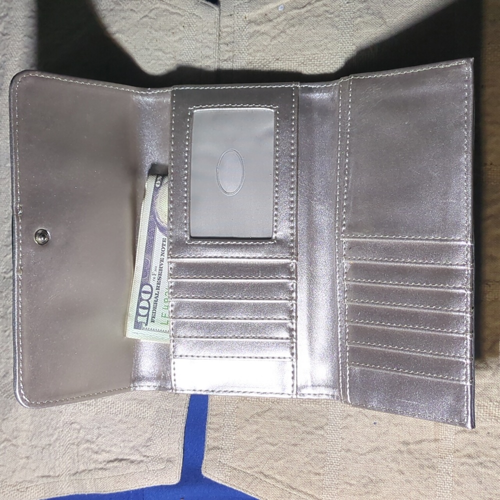 GUESS Charcoal with Gold Interior Multi- Sectional Women's Wallet ONLY $25 - Picture 6 of 7